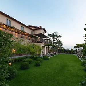 Hotel Relais San Vigilio Al Castello