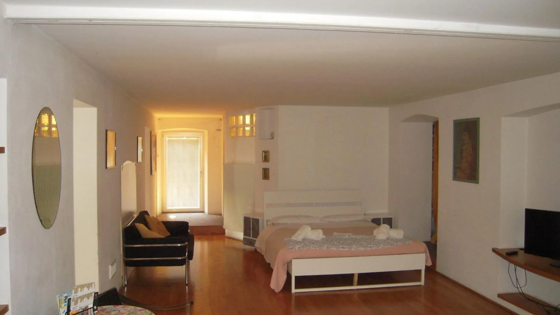 Zaffiro Blu Airport Bed & Breakfast Bergamo Italy