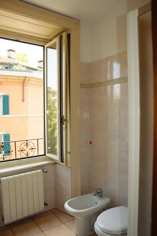 Zaffiro Blu Airport Bed & Breakfast Bergamo 2*,