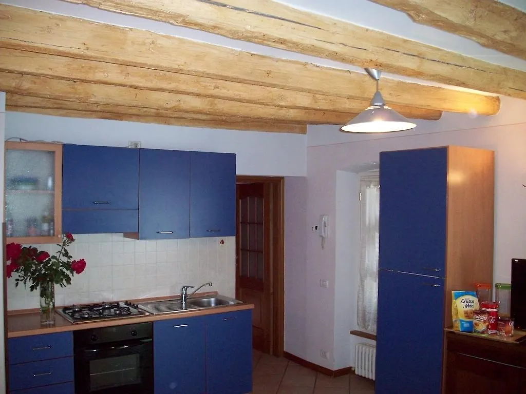 Bed and Breakfast Zaffiro Blu Airport Бергамо Италия