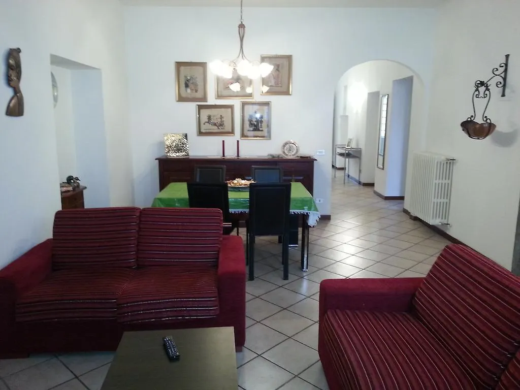 Bed and Breakfast Zaffiro Blu Airport Бергамо