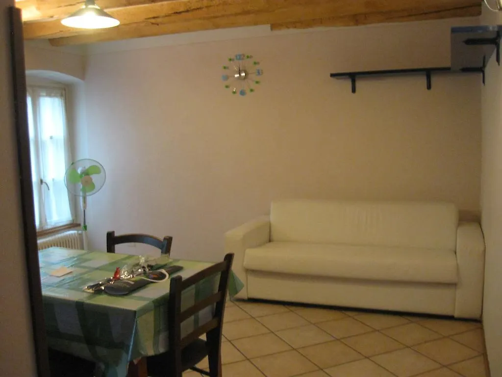 Bed and Breakfast Zaffiro Blu Airport Бергамо