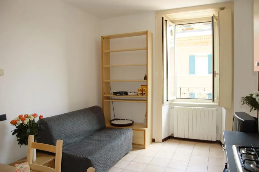 Bed and Breakfast Zaffiro Blu Airport Бергамо 2*,  Италия